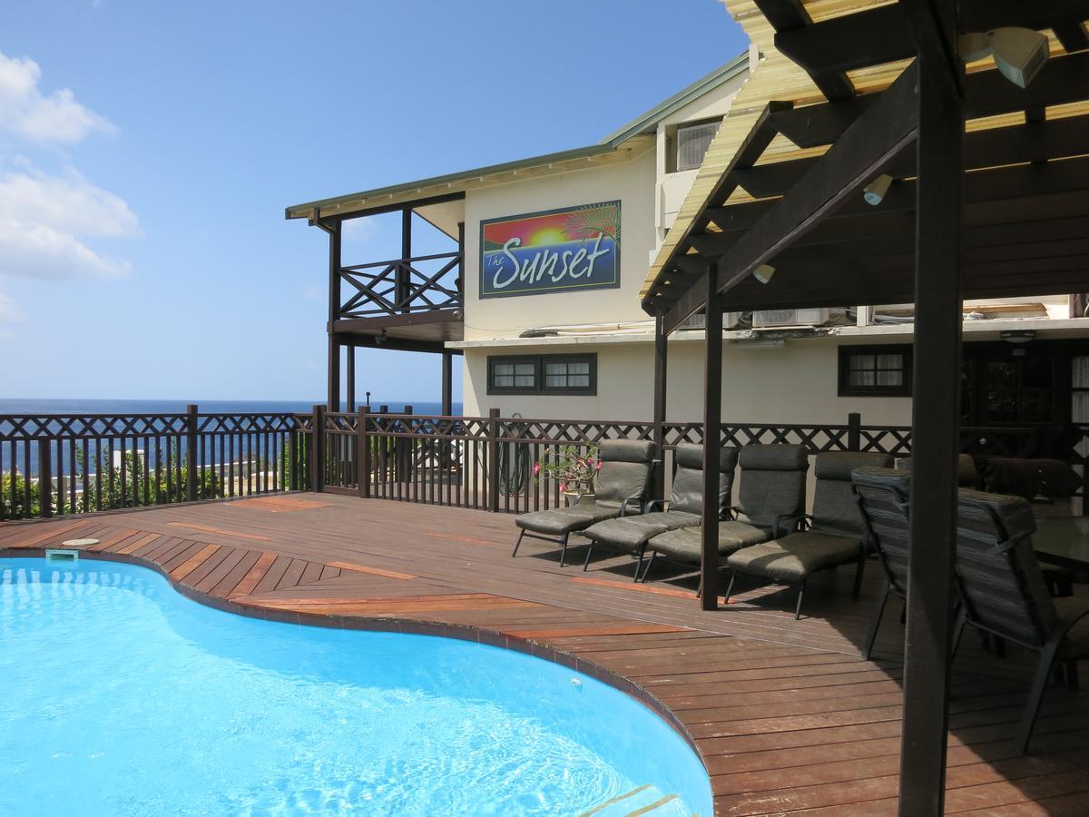 The Sunset Hotel Flying Fish Cove Bagian luar foto